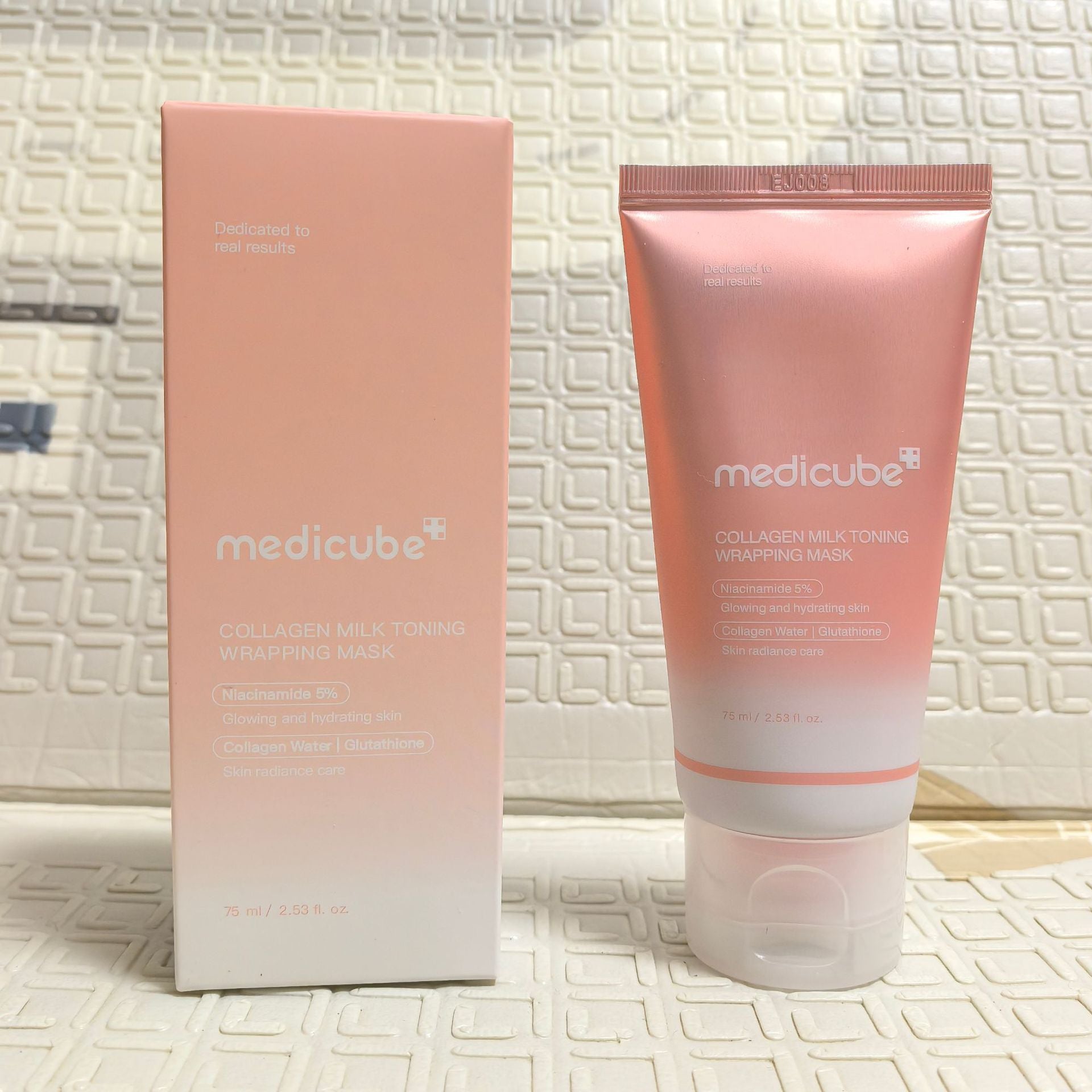 AuraSkin Medicube Collagen Peel Off Face Mask Firming & Glow Care